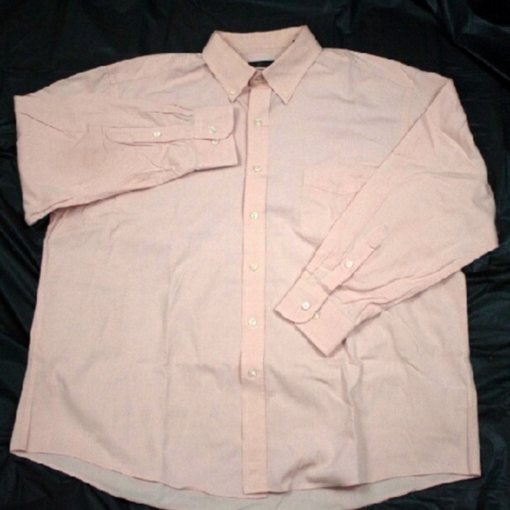 Club Room Mens Long Sleeve Button Down Shirt. Size 17-1/2 - 32/33